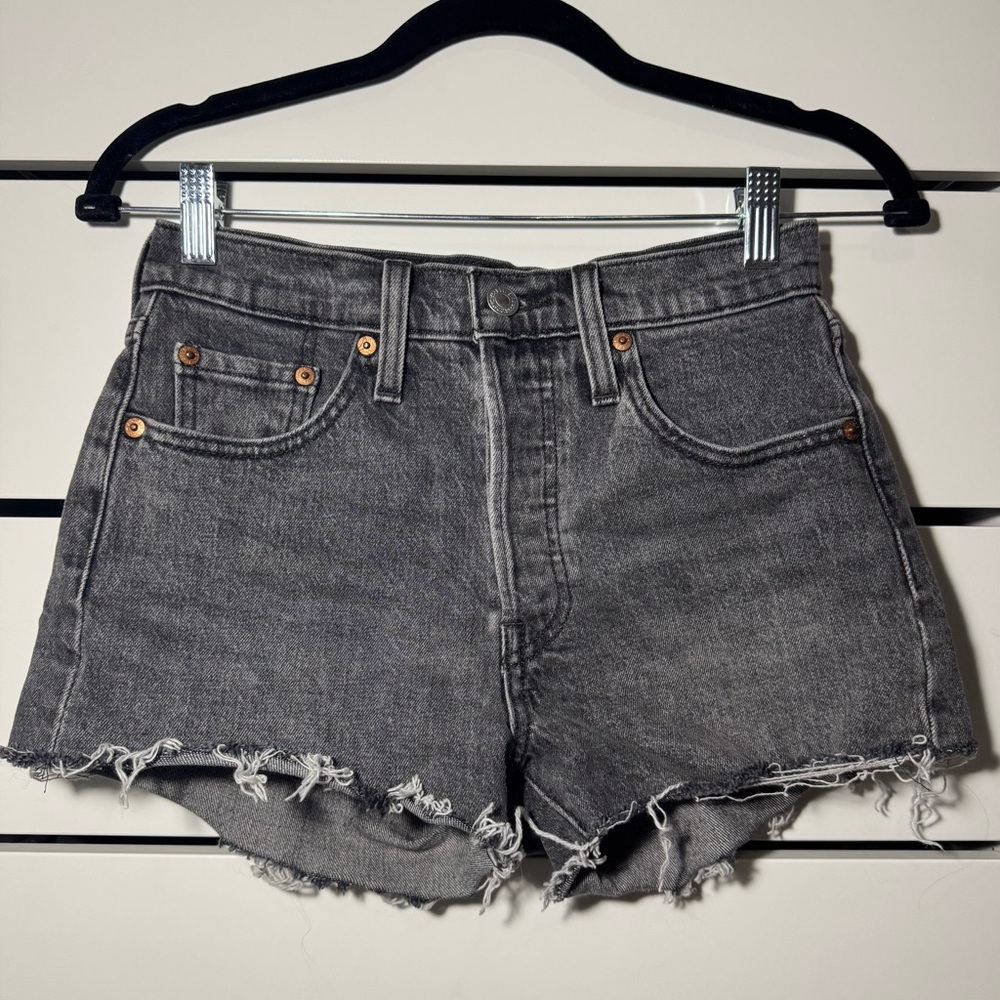 Women’s Levi 501 Shorts